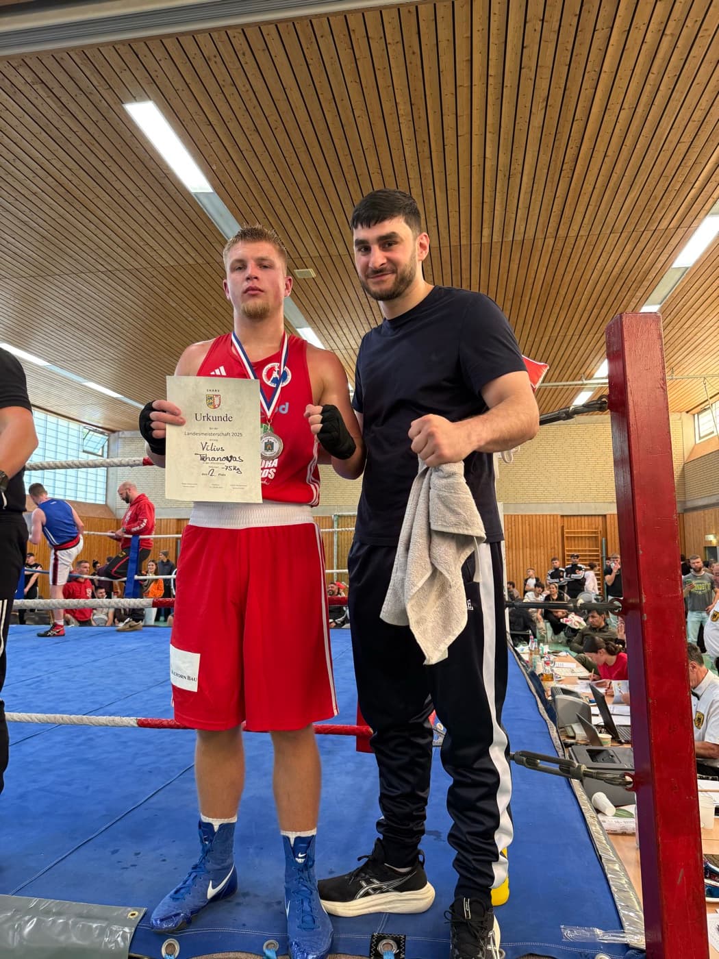 Akbulat Bully Uzuev — Mitgründer von Unlimited Boxing