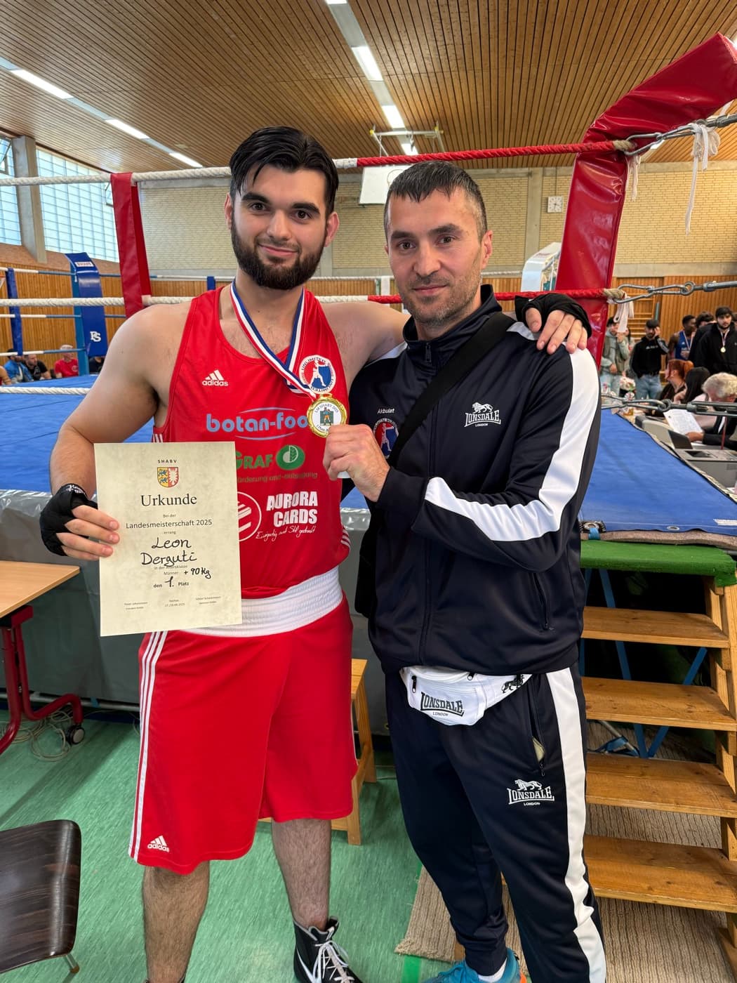 Zelim Uzuev, Gründer und Headcoach von Unlimited Boxing